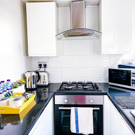 Beautiful 2 Bedroom House - Free Parking - Lt House Leicester Exteriér fotografie