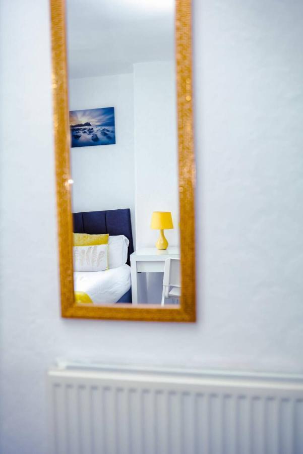 Beautiful 2 Bedroom House - Free Parking - Lt House Leicester Exteriér fotografie