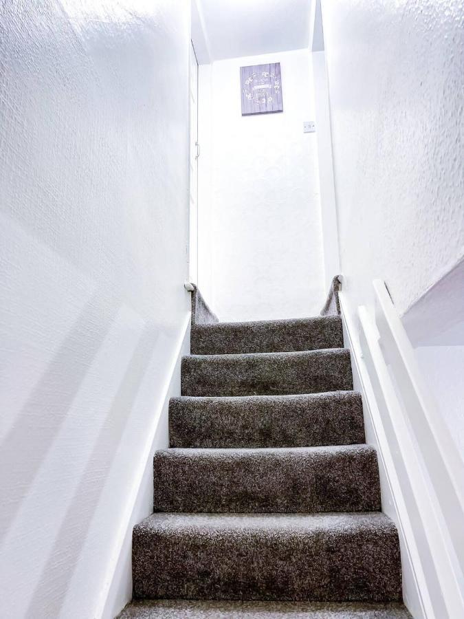 Beautiful 2 Bedroom House - Free Parking - Lt House Leicester Exteriér fotografie